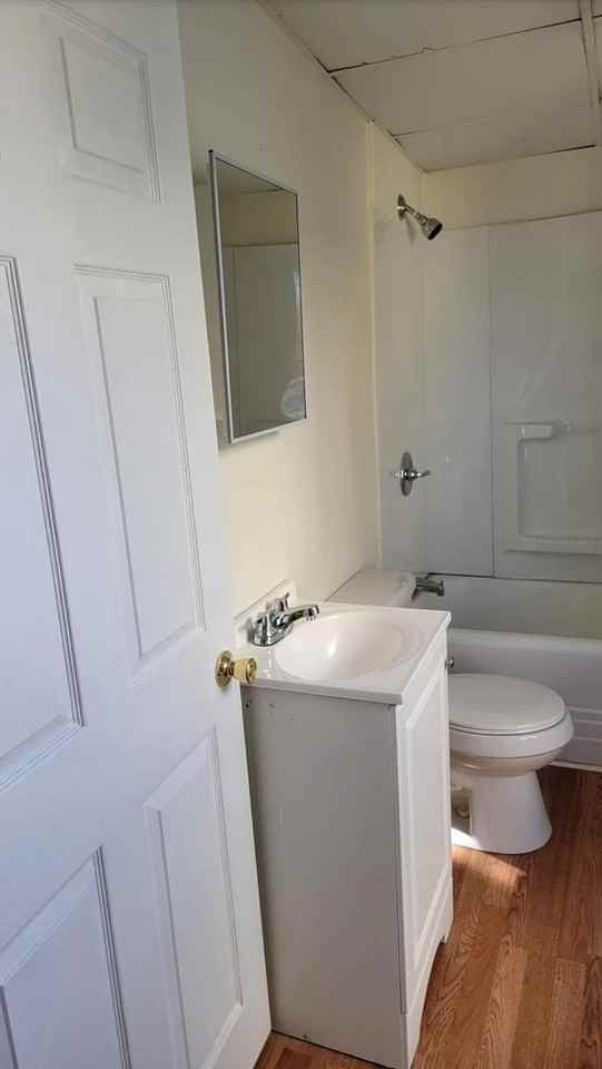 224 N 2nd St #4 - Photo 5 of 5