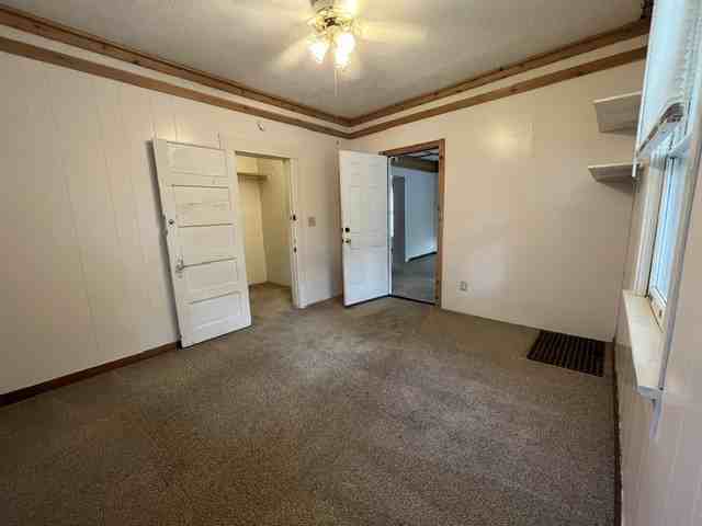 1010 Laramie St #1010A - Photo 2 of 4