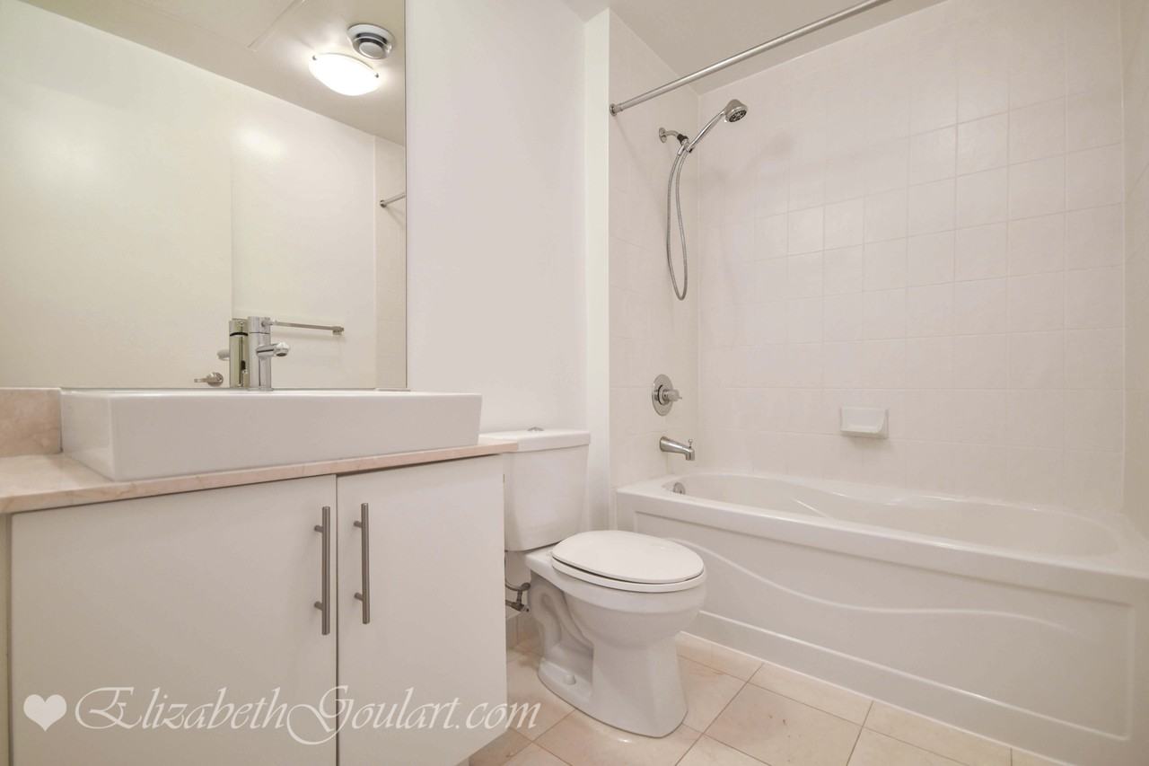 65 Bremner Boulevard - Photo 5 of 21