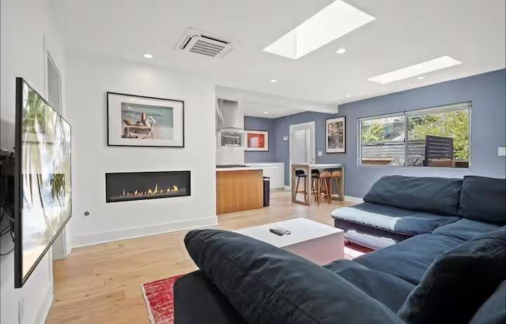 124 Thornton Pl - Photo 2 of 18