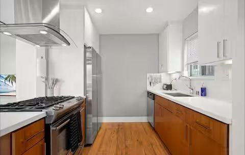 124 Thornton Pl - Photo 5 of 18