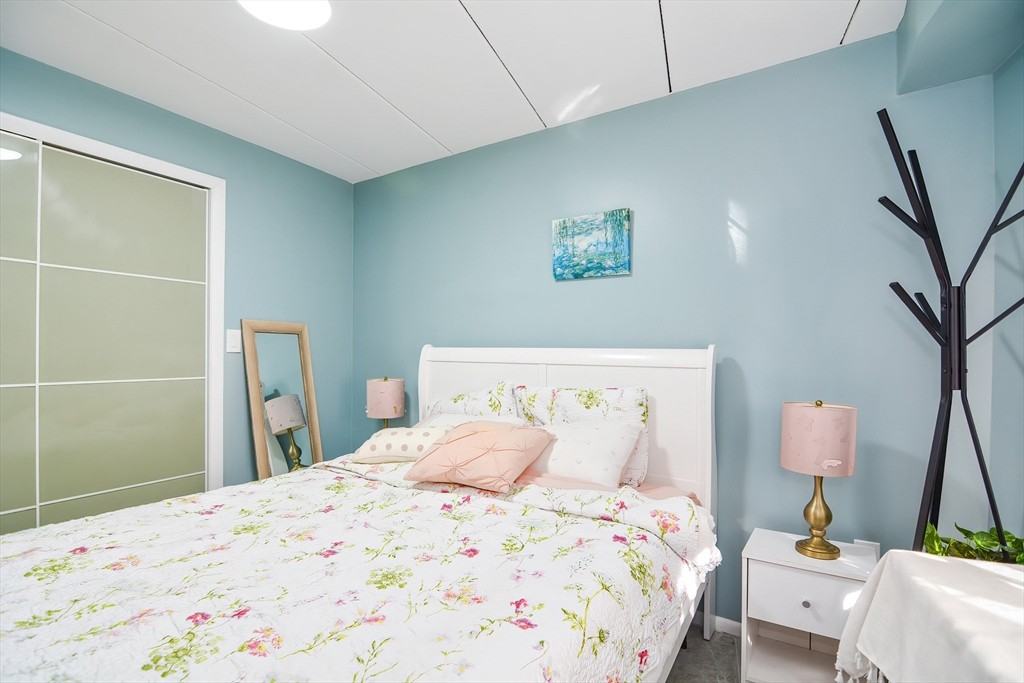 54 Concord Ave #102 - Photo 7 of 14