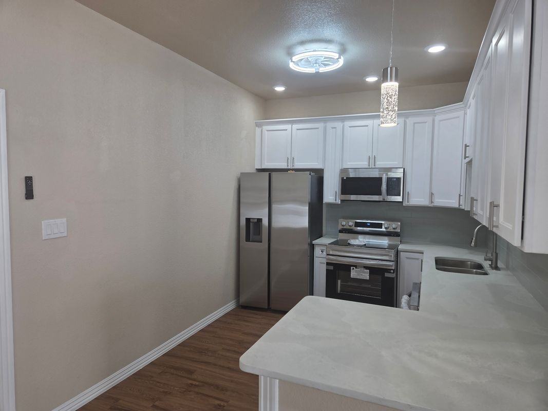 219 Princeton Ave - Photo 6 of 27