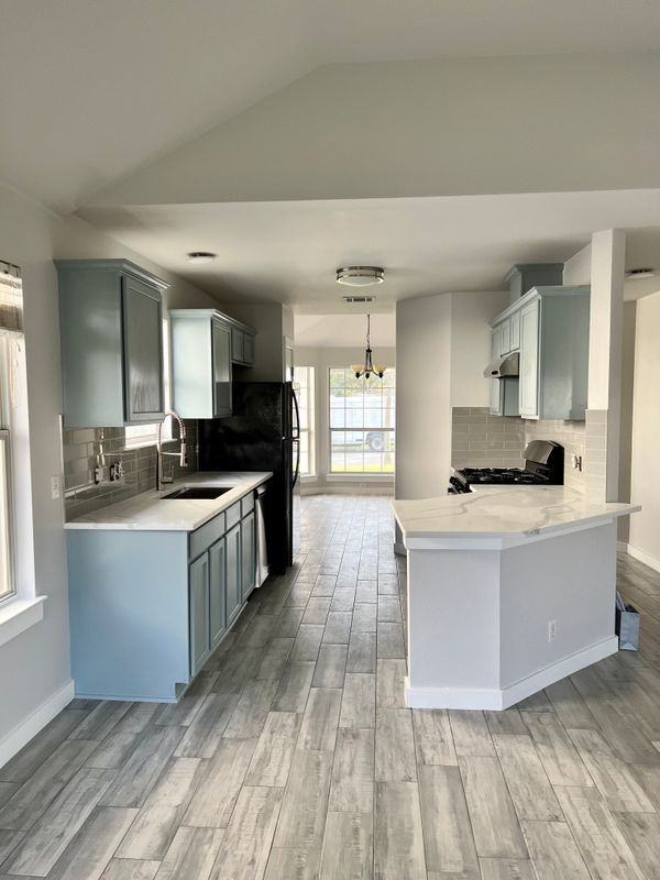 1616 Saint Leger St - Photo 4 of 4