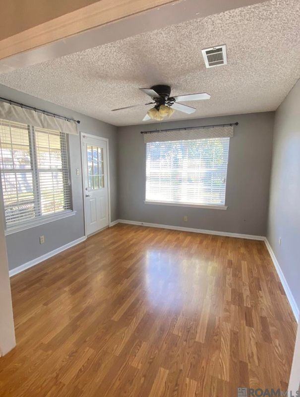 1320 Briarrose Dr - Photo 3 of 21
