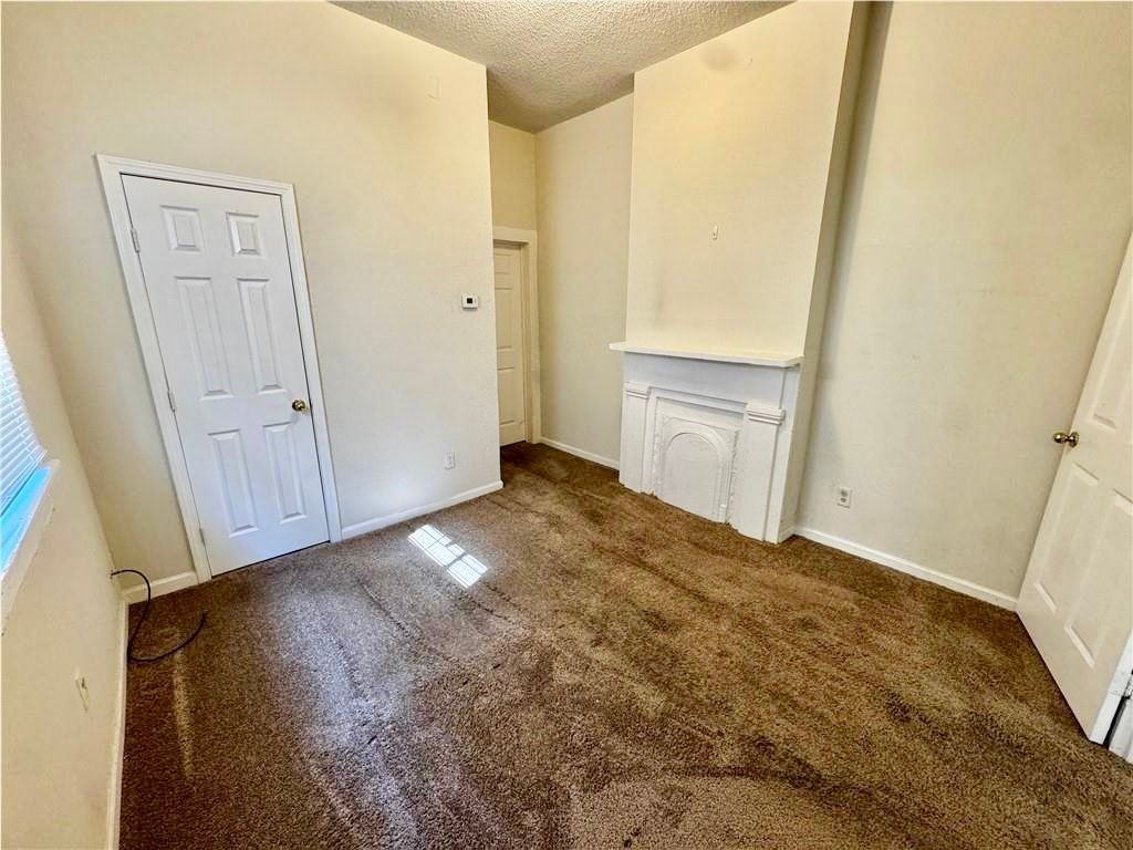 2916 3rd St - Photo 5 of 5