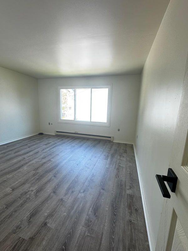 115 16th Ave - Photo 3 of 12