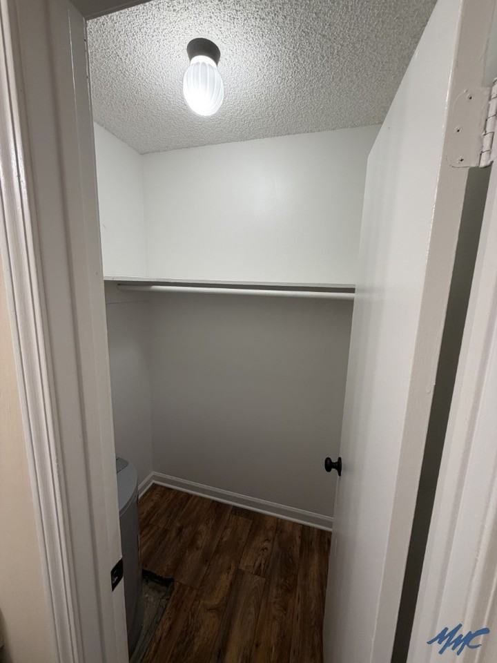 1434 E Main St #9 - Photo 5 of 8