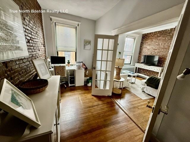 119 Richmond St #2 - Photo 4 of 13