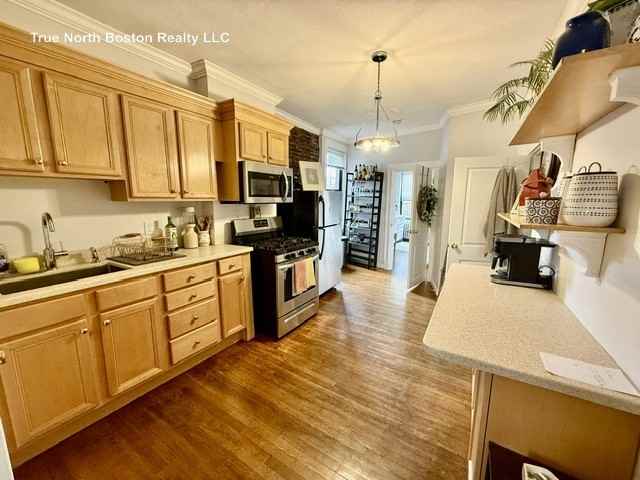 119 Richmond St #2 - Photo 7 of 13