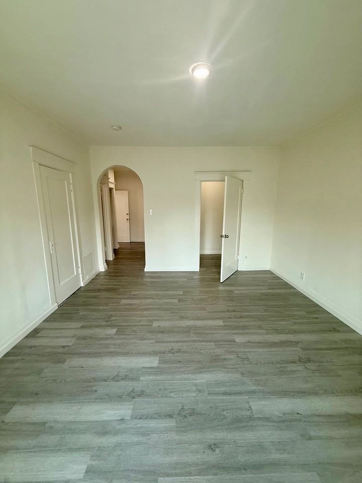 2805-2813A S. Vermont Ave. - Photo 4 of 18