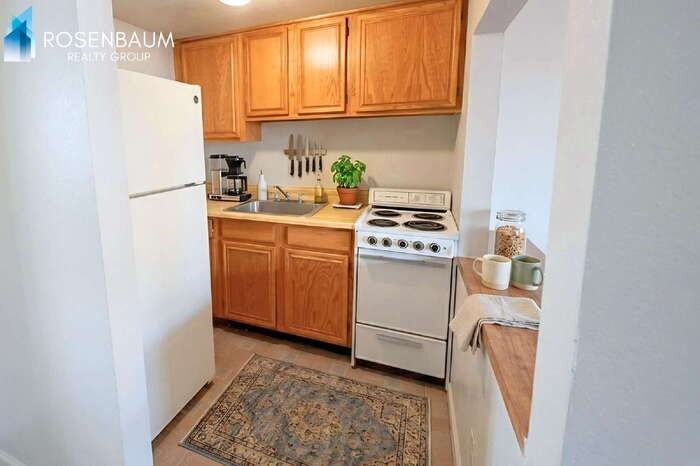 9230 N 6th St #2 - Photo 4 of 6
