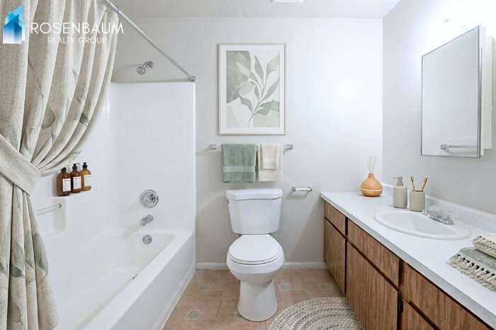 9230 N 6th St #2 - Photo 6 of 6
