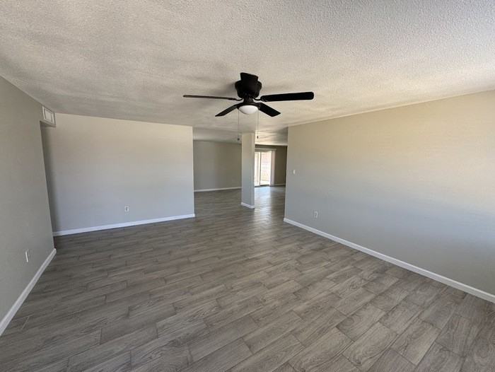 7361 W Coronado Rd - Photo 3 of 18
