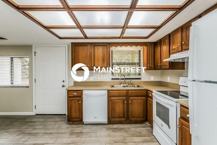 4048 Chelsea Ln - Photo 7 of 17