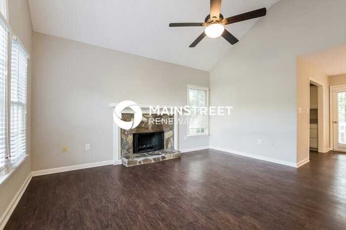 28 Mindy Ct - Photo 3 of 15
