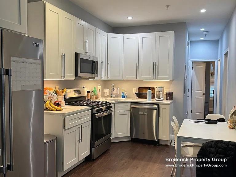 17 Mercer St #1 - Photo 2 of 16
