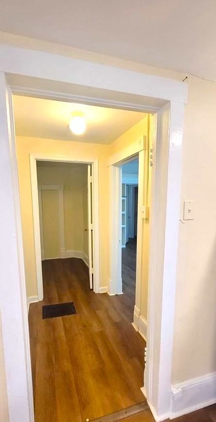 900 Wilson St - Photo 2 of 13