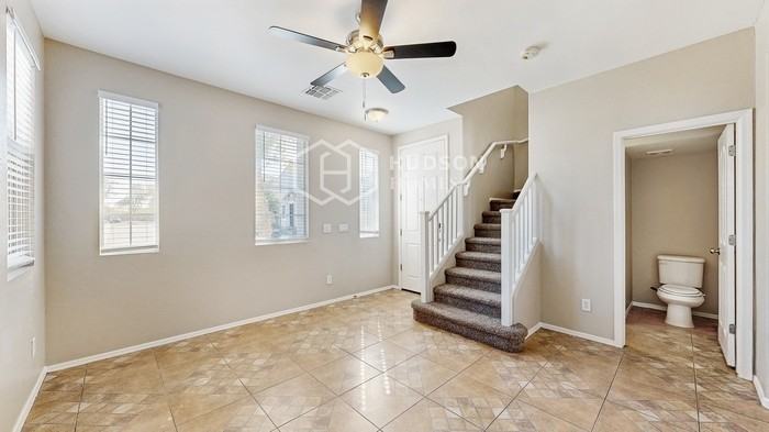 2808 S 100th Dr - Photo 4 of 37