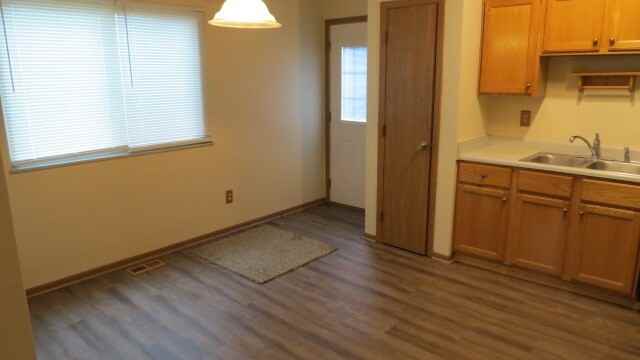 1106 Rendezvous Ln - Photo 5 of 19