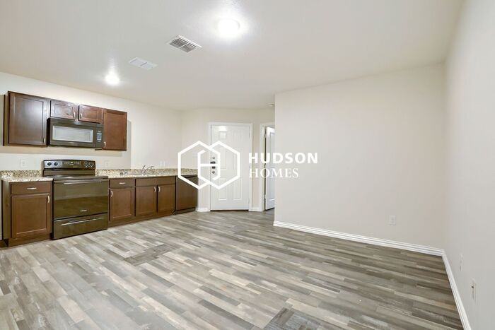 923 Burgan St #A - Photo 6 of 16