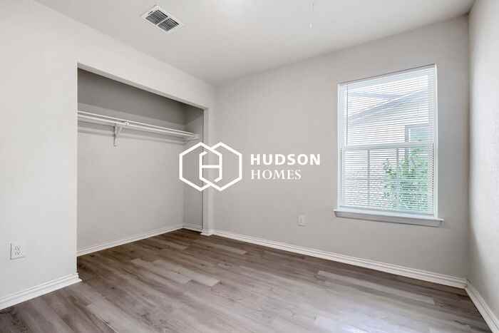 3327 Martin Luther King Dr #A - Photo 7 of 15