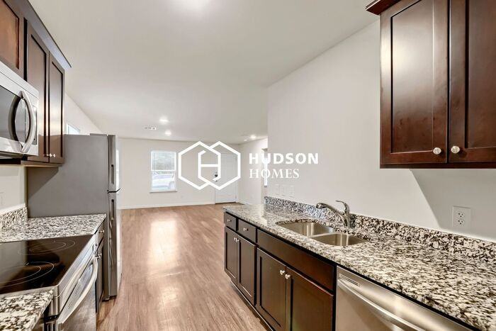509 S 16th St - Photo 7 of 16