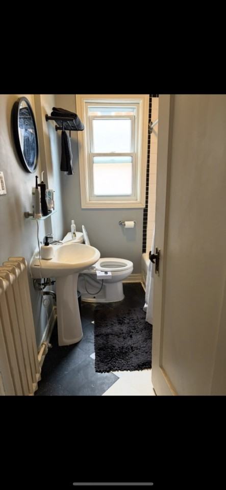 45 Lawrence Ave E - Photo 5 of 11
