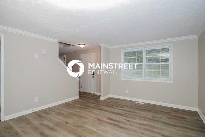 5356 Olde St - Photo 2 of 19