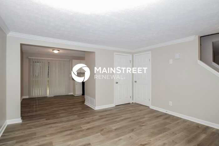 5356 Olde St - Photo 4 of 19
