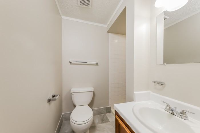 1404 Waterloo Dr - Photo 7 of 10