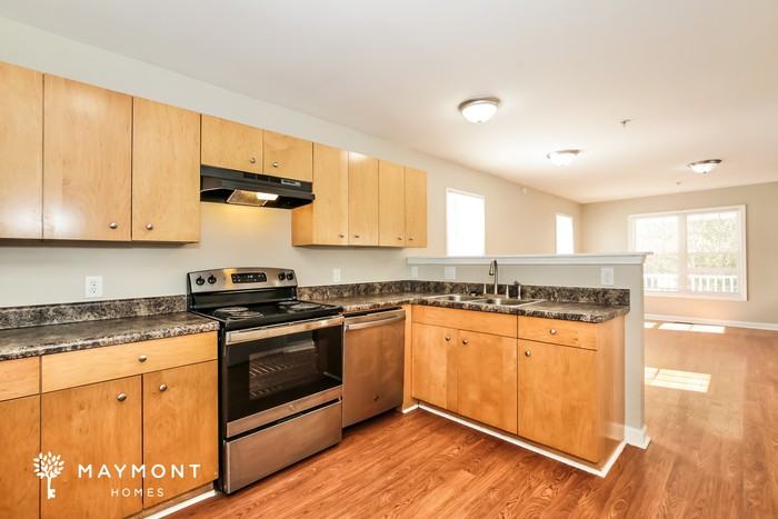 1447 Cherry St - Photo 6 of 9