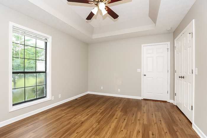 406 Highland Dr - Photo 6 of 11