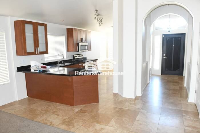 8757 E Avalon Dr - Photo 4 of 17