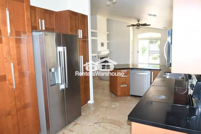 8757 E Avalon Dr - Photo 7 of 17