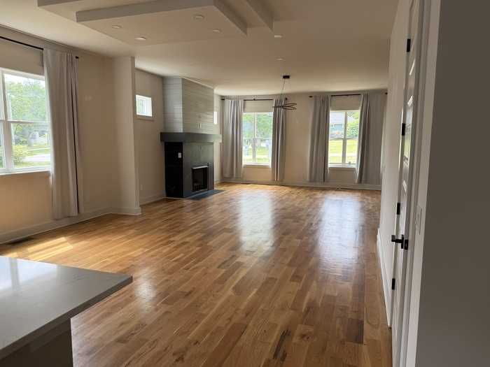 2321 Carter Ave #A - Photo 5 of 31