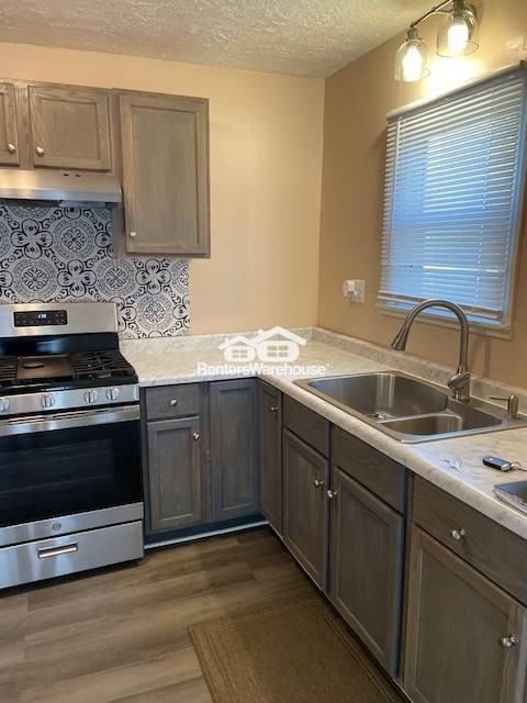 441 N Hardesty Ave - Photo 7 of 12