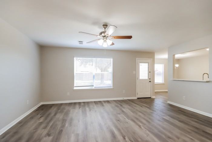 28906 Village Creek Loop - Photo 4 of 22
