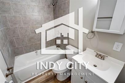 1123 S Warman Ave - Photo 5 of 10