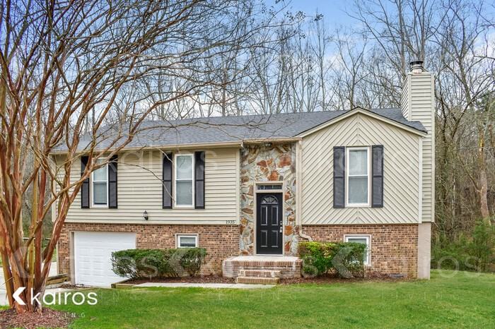 1935 Oak Hollow Rd