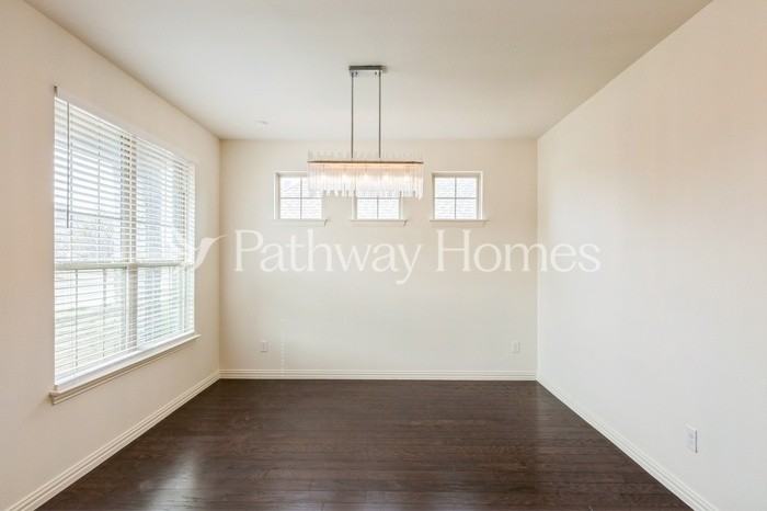 2618 Fawn Valley Ave - Photo 3 of 27