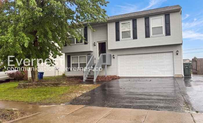 4211 Sestos Dr - Photo 2 of 23