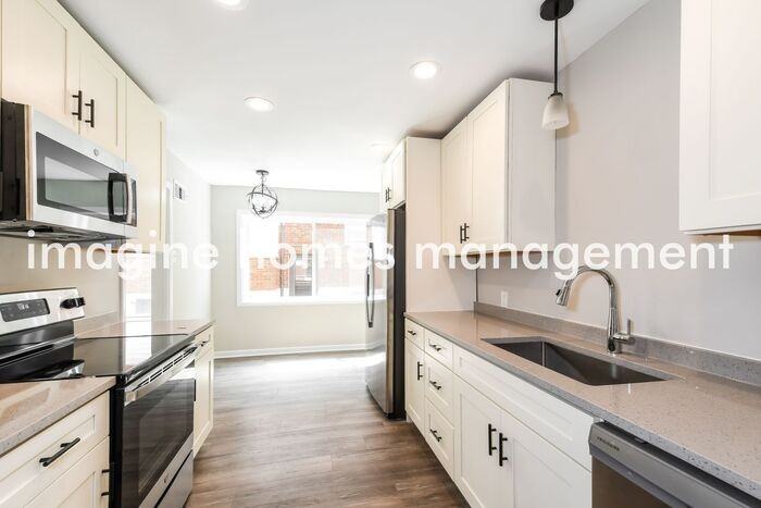 7337 Balson Ave - Photo 7 of 18