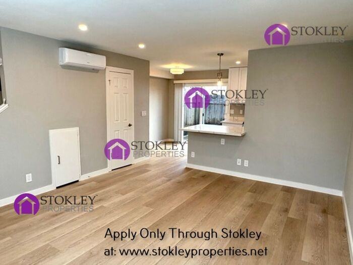 652 E N St - Photo 6 of 25