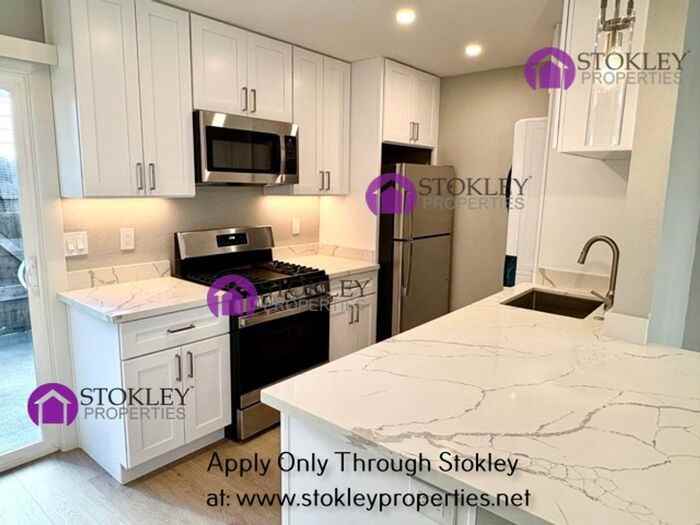 652 E N St - Photo 7 of 25