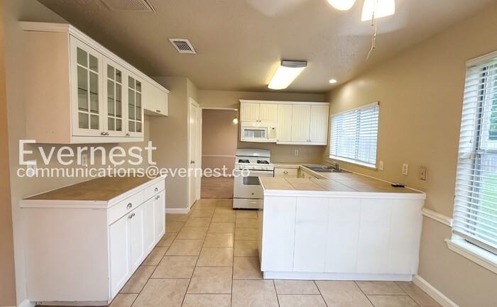 12322 Flaxen Dr - Photo 2 of 26