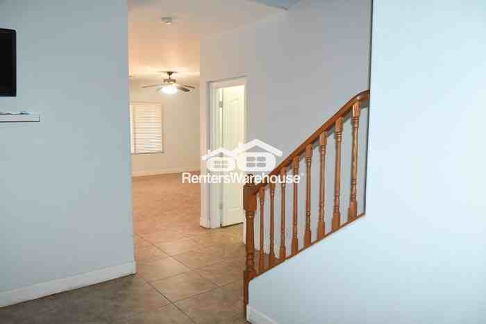 7023 W Branham Ln - Photo 3 of 22