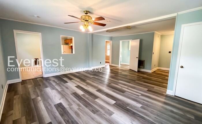 5008 Golfview Dr - Photo 4 of 22