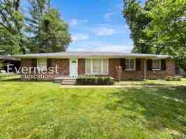 featured image of 4908 Briarwood Dr