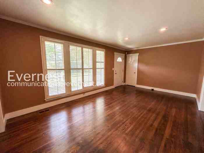 4908 Briarwood Dr - Photo 5 of 24